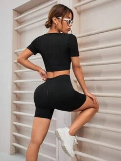 Solid Sports Tee & Biker Shorts