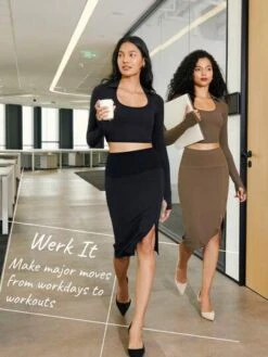 GLOWMODE FeatherFit™-Sculpt Polo Crop Top -Gym Chic Wear 168871212092328461533de08e16db197f328a85d3 thumbnail 405x552