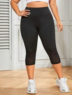 Plus Contrast Mesh Capri Sports Leggings -Gym Chic Wear 1688718474a5475bafdecc075fa1a472a3fa932d47 thumbnail 405x552