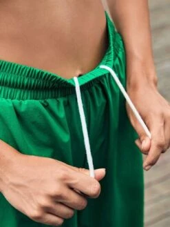 SHEIN Leisure Contrast Piping Slant Pocket Sports Pants -Gym Chic Wear 16887323448aa8e07cbae528a5e5d4d285ceb0eb4c thumbnail 405x552