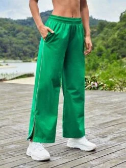 SHEIN Leisure Contrast Piping Slant Pocket Sports Pants -Gym Chic Wear 16887323590e0de9a2b9d27c5cae61401c0c955e35 thumbnail 405x552
