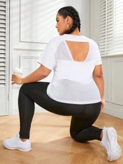 Plus Solid Sports Tee & Mesh Insert Sports Leggings Sports Set -Gym Chic Wear 1688976030602306ca2d075fe23045cf94ad536d68 thumbnail 405x552