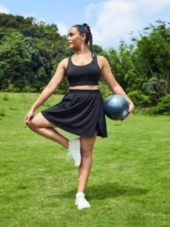 SHEIN Leisure Plus Solid Split Hem Sports Set -Gym Chic Wear 168912870424245673d48bfab27b35fbf54925e207 thumbnail 405x552