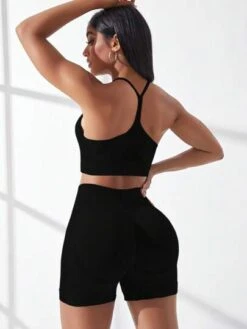 Seamless Sports Bra With Biker Shorts -Gym Chic Wear 1689741303c2c654fbd3643c979f733d68f0fe8ee6 thumbnail 405x552