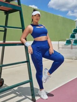 SHEIN Leisure Plus Cut Out Front Sports Set -Gym Chic Wear 16898176218bc43f88d73e8b31fbdbbfad2902c3bf thumbnail 405x552