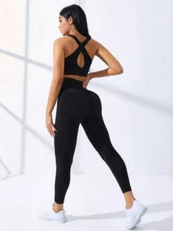 Crisscross Back Sports Set -Gym Chic Wear 1689840120abd9cb982d2851a0b4eebe8b3451c7ed thumbnail 405x552