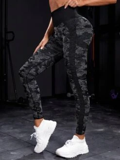 Camo Print Wideband Waist Sports Leggings -Gym Chic Wear 16901069353002da760ee32e9ca1c8008acccff2cd thumbnail 405x552