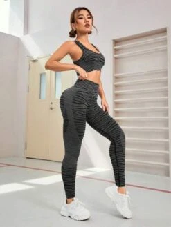 Seamless High Stretch Cut Out Back Sports Set -Gym Chic Wear 16905139304e7430e1e0322cc6061414c15e2b93f3 thumbnail 405x552