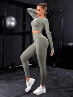 Seamless Sports Set -Gym Chic Wear 16915684902ed06b6544ab5d3227dbed00c4508b4d thumbnail 405x552